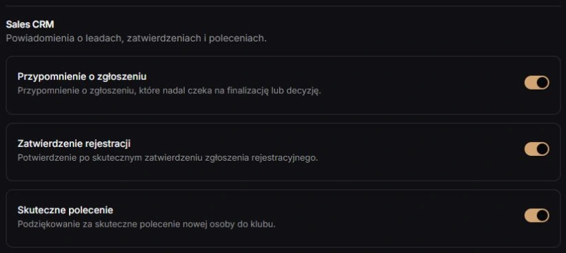 Sales CRM — rzeczywiste przełączniki e-maili w kolejności formularza; lokalny klub z fikcyjnymi danymi, bez wysyłki